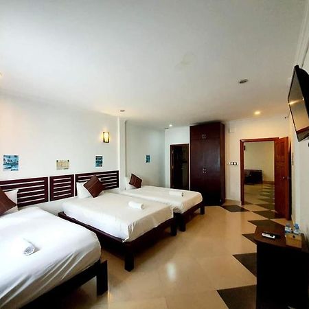 Aime House & Niisaii Apartment Phnom Penh Bagian luar foto