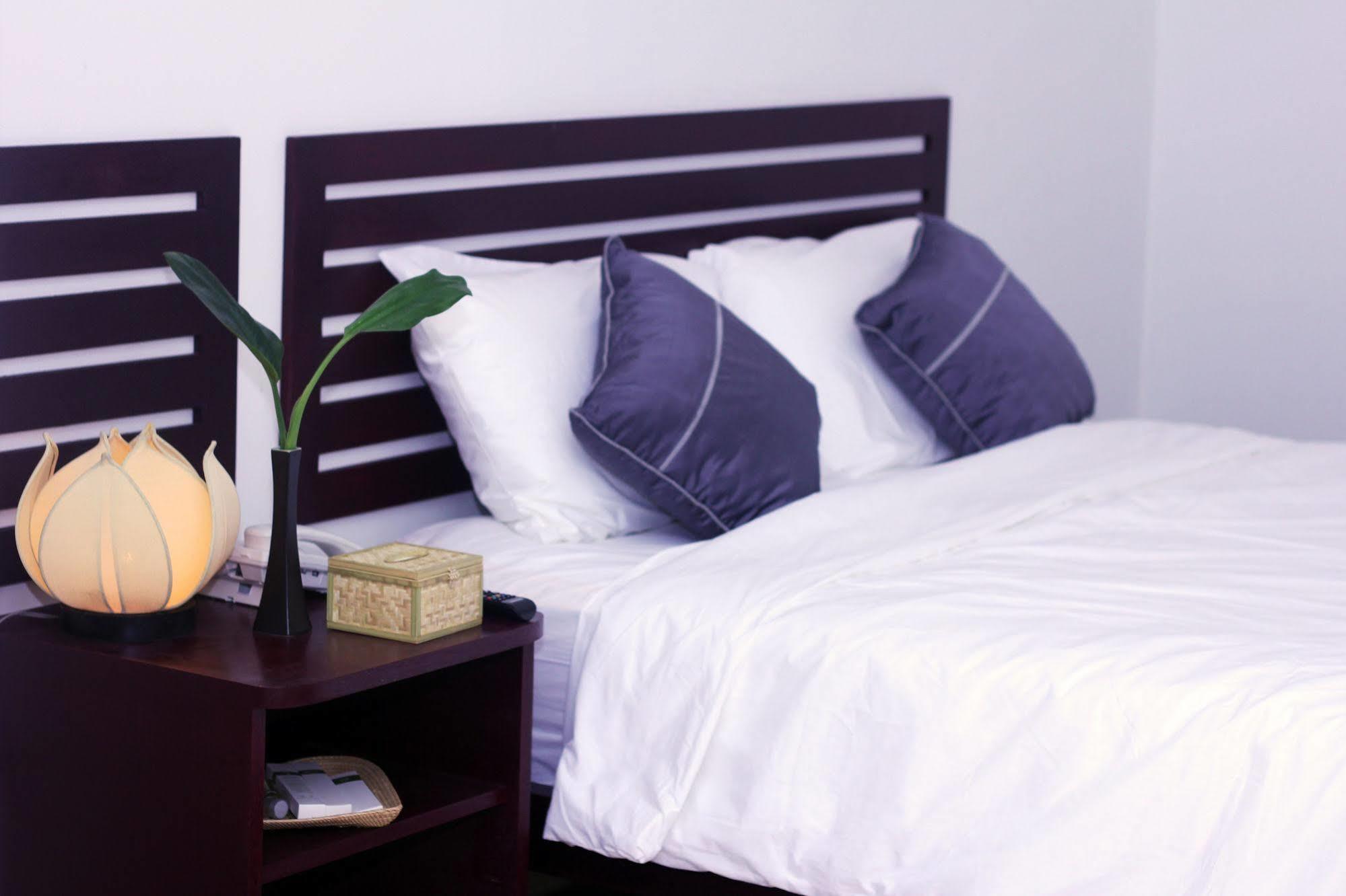 Aime House & Niisaii Apartment Phnom Penh Bagian luar foto